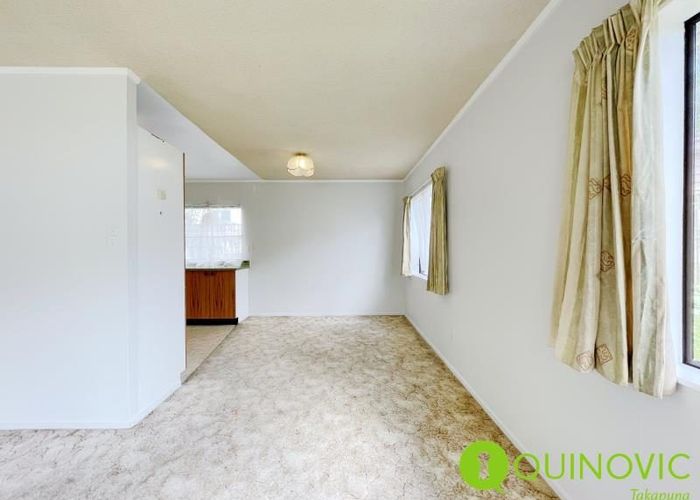  at 2/17 Queen Mary Avenue, New Lynn, Auckland
