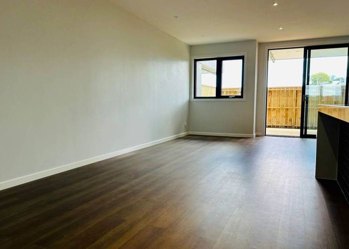  at 45 Otuwairoa Esplanade, Opaheke, Papakura, Auckland