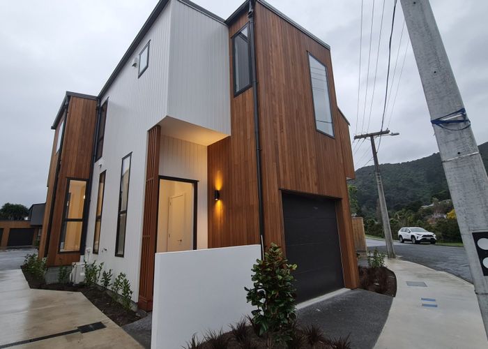  at 3/323 Riverside Drive, Waterloo, Lower Hutt