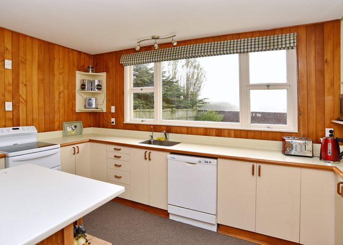  at 109 Gressons Road, Waikuku, Rangiora