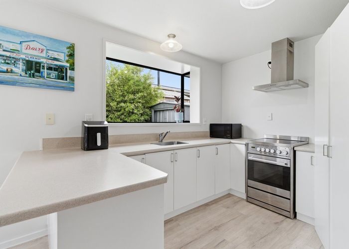  at 65 Fern Drive, Halswell, Christchurch City, Canterbury