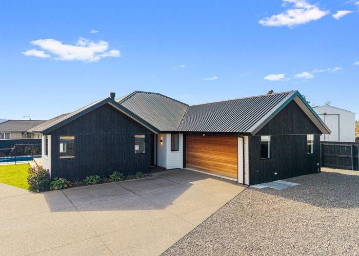  at 8 Hurricane Way, Omaka, Blenheim, Marlborough