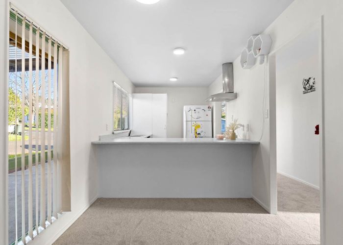  at 1/51 Sungrove Rise, Sunnyvale, Waitakere City, Auckland