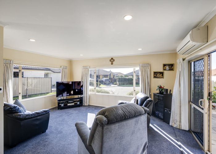  at 12 Caulfield Place, Taradale, Napier, Hawke's Bay