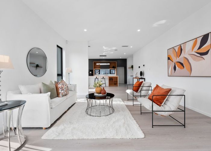  at 2 Kakau Lane, Flat Bush, Manukau City, Auckland