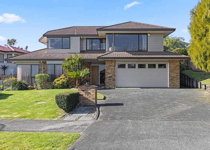  at 20 Currell Way, Somerville, Manukau City, Auckland