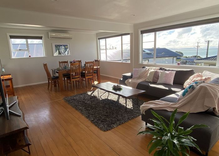  at 8A Melandra Road, Stanmore Bay, Rodney, Auckland