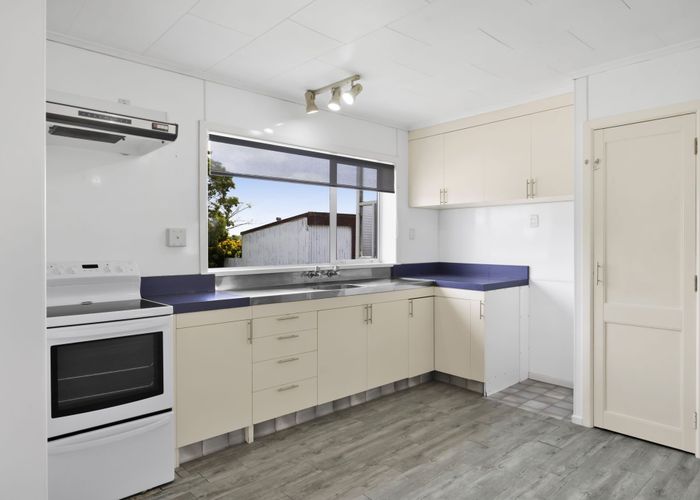  at 124 Kahouri Road, Midhurst, Stratford, Taranaki