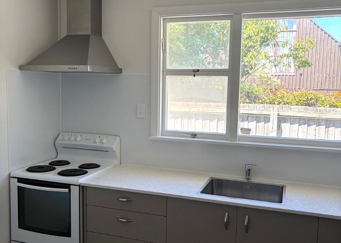  at 2/30 Creyke Road, Ilam, Christchurch City, Canterbury