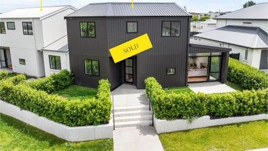  at 71 Costa Viva Crescent, Karaka, Papakura