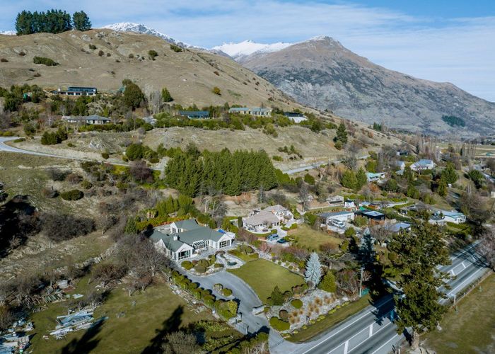  at 714 Lake Hayes-Arrow Junction Highway, Lake Hayes, Queenstown-Lakes, Otago