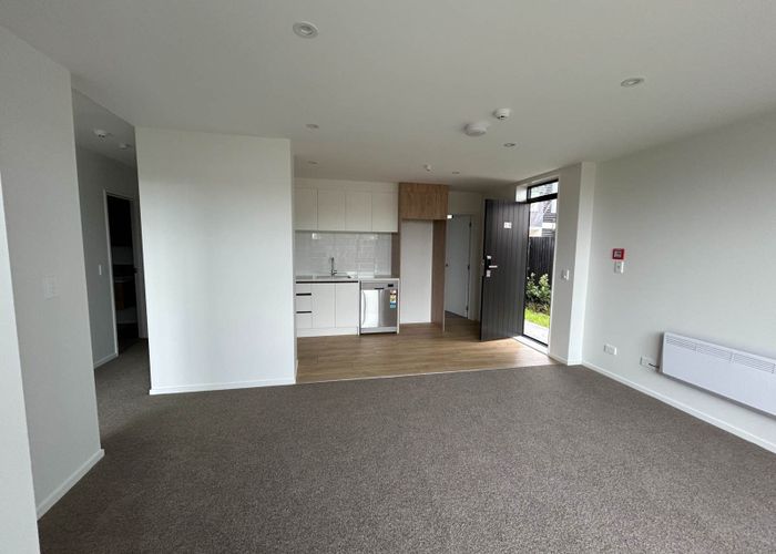  at 1/6 Treasure Lane, Te Atatu South, Waitakere City, Auckland