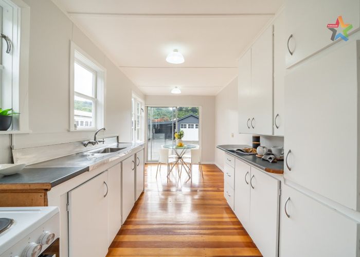 at 33 Milne Crescent, Taita, Lower Hutt