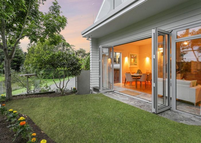  at 42 Harley Close, Hauraki, Auckland