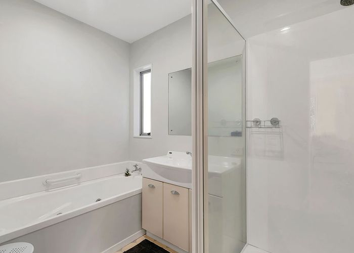  at 16 Pohutukawa Grove, Titahi Bay, Porirua