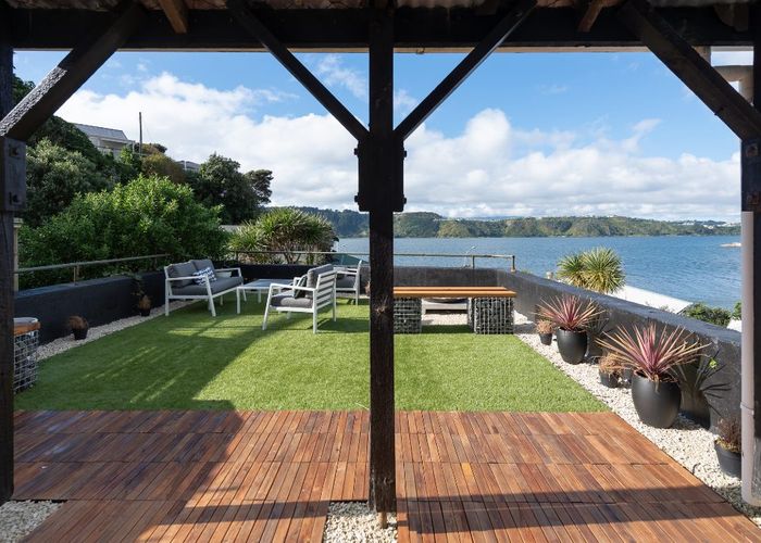  at 90 Evans Bay Parade, Roseneath, Wellington, Wellington