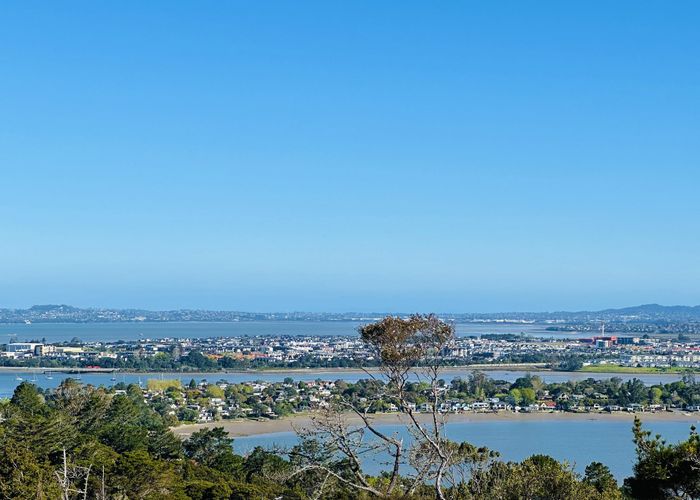  at 7 Trig Station Rise, Paremoremo, Auckland