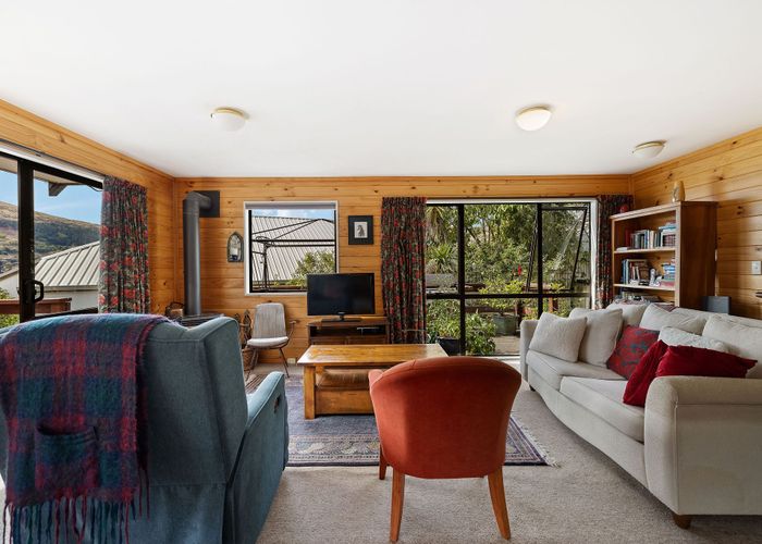  at 20 Balmoral Drive, Kelvin Heights, Queenstown