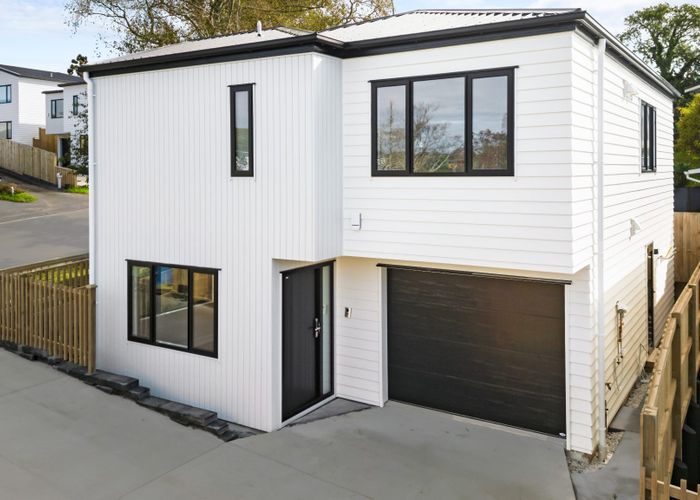  at 75A Chartwell Avenue, Glenfield, Auckland