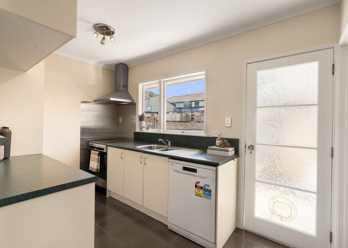  at 18 La Perouse Street, Botany Downs, Manukau City, Auckland