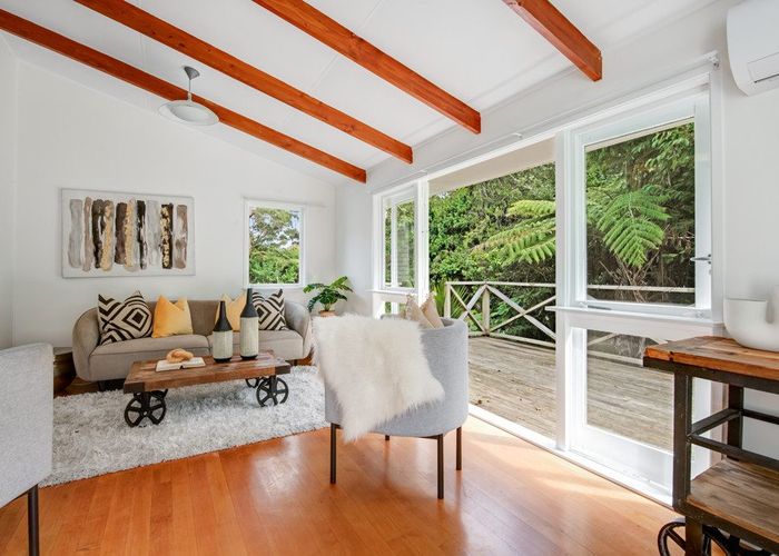  at 1/24 Albany Highway, Greenhithe, North Shore City, Auckland