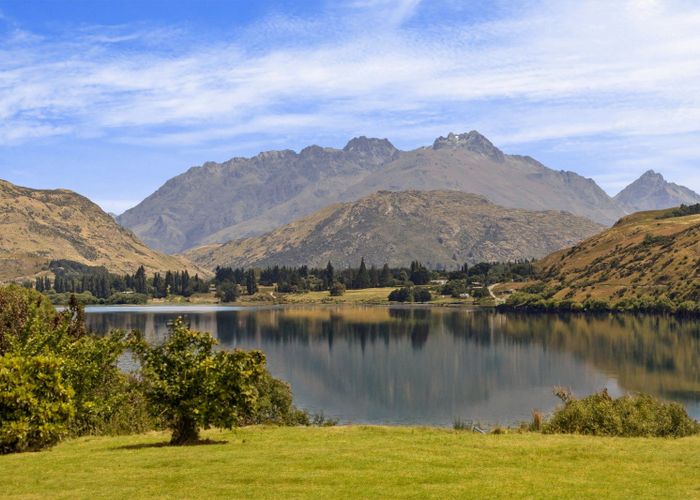  at 18 Wilding Road, Lake Hayes, Queenstown-Lakes, Otago