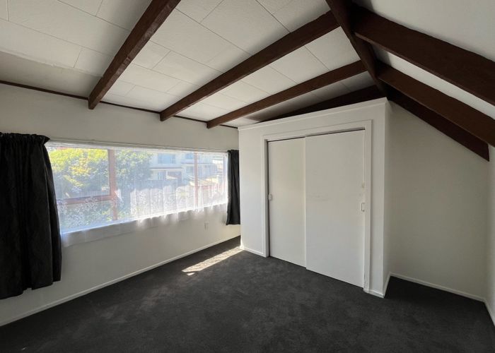  at 2 Mervyn Place, Plimmerton, Porirua, Wellington