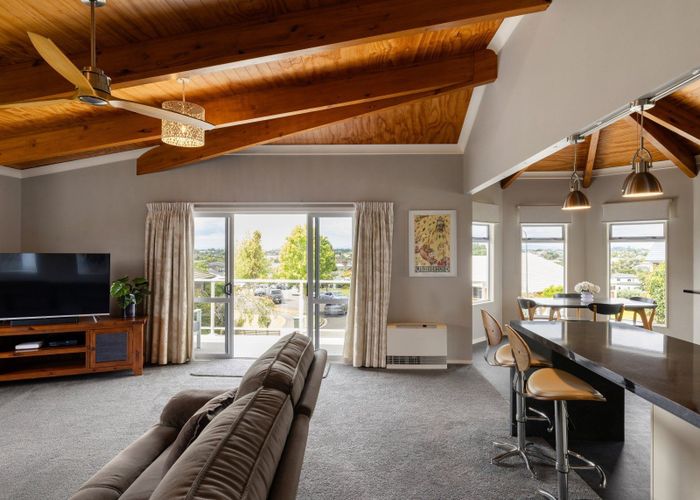  at 26 Highgrove Drive, Grandview Heights, Hamilton, Waikato