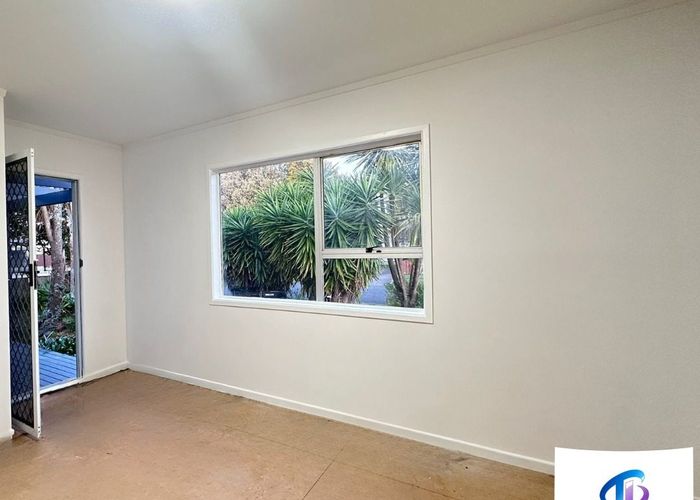  at 17 Bluewater Place, Wattle Downs, Manukau City, Auckland