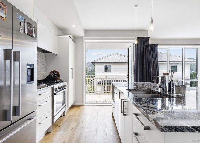  at 56E Nicholson road , Khandallah, Wellington, Wellington