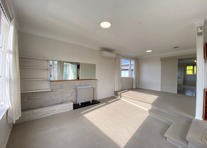  at 19 Blease Street, New Lynn, Auckland