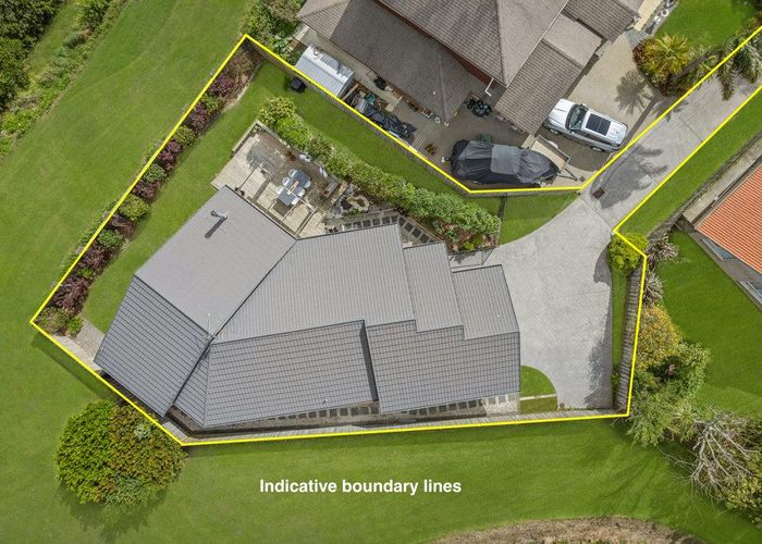  at 12 Paradise Place, Pakuranga Heights, Manukau City, Auckland