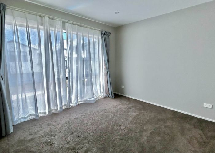  at 12 Mantis Ln, Hobsonville, Waitakere City, Auckland