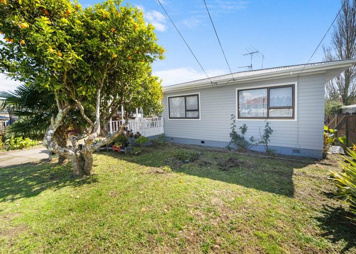  at 37 Antrim Crescent, Otara, Auckland