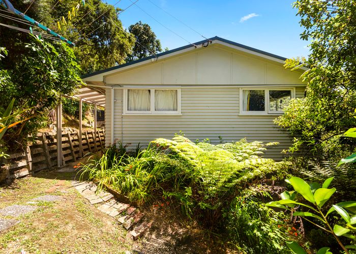  at 88 Hill Road, Belmont, Lower Hutt
