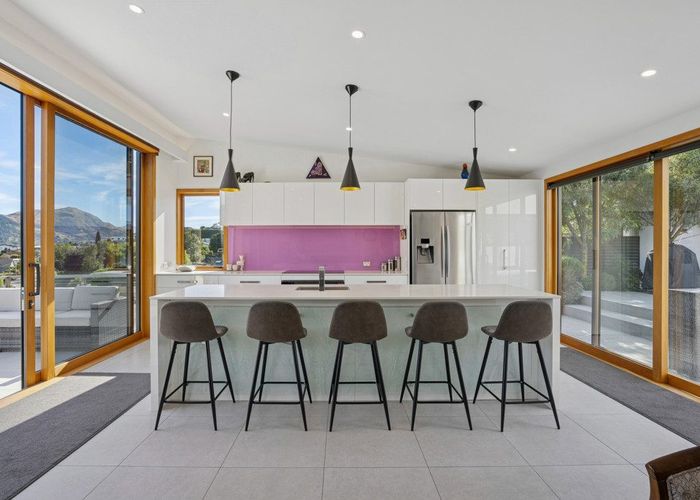  at 560 Peninsula Road, Kelvin Heights, Queenstown-Lakes, Otago