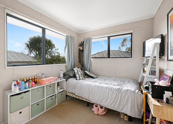  at 26 Balloch Street, Fairfield, Hamilton