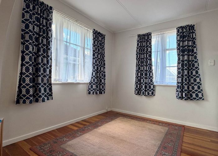  at 20 Ropata Avenue, Point England, Auckland City, Auckland