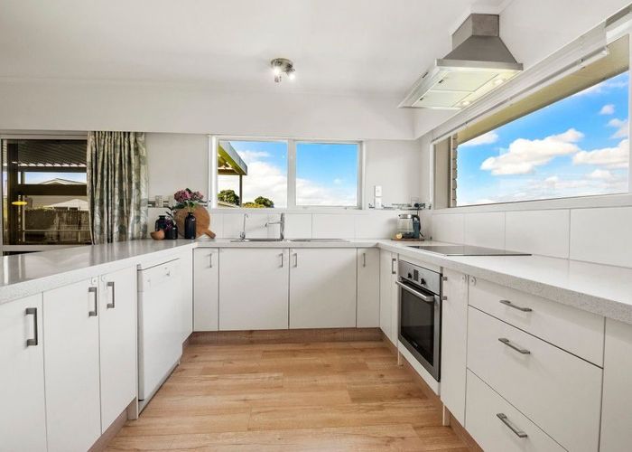  at 3A Hall Road, Glenfield, North Shore City, Auckland