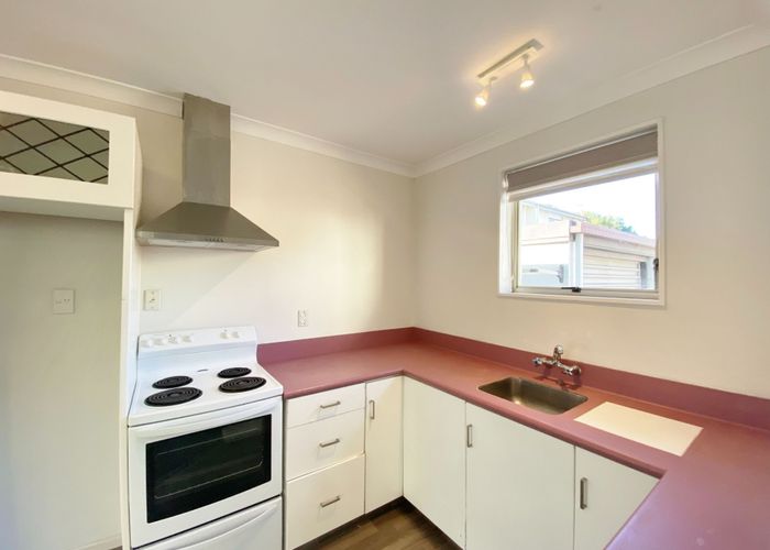  at 3/74 Picton Av, Riccarton, Christchurch City, Canterbury