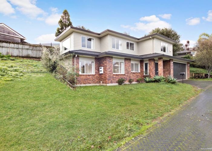  at 16 McKinley Road, Sunnyvale, Auckland