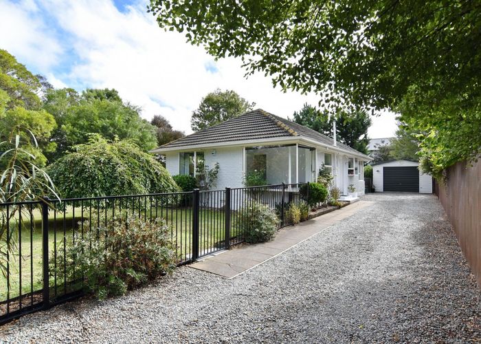 Free property data for 49 Waitikiri Drive, Parklands, Christchurch