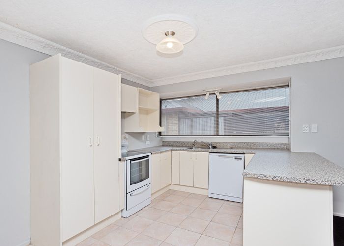  at 696 Queens Drive, Waikiwi, Invercargill