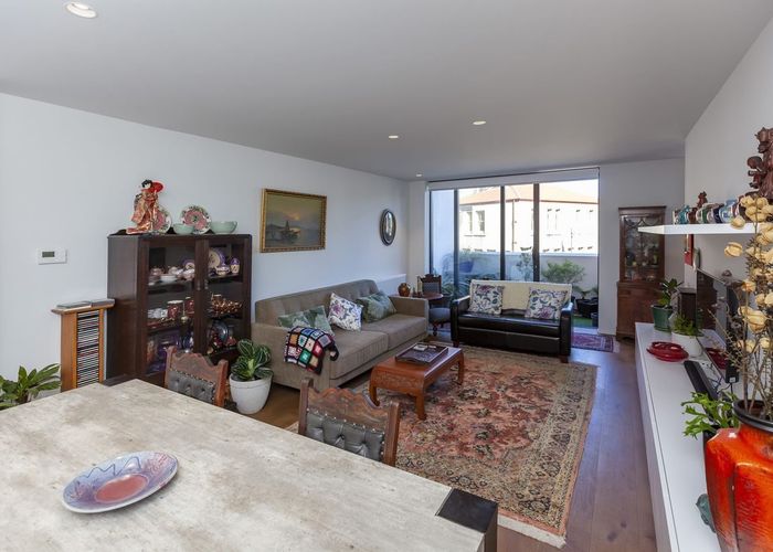  at 37 Erica Pabst Way, Island Bay, Wellington