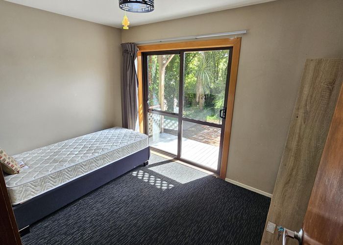  at 2/518 Linwood Avenue, Woolston, Christchurch City, Canterbury