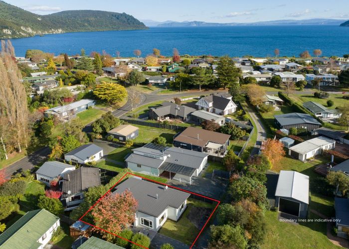  at 2/38 Kinloch Road, Kinloch, Taupō