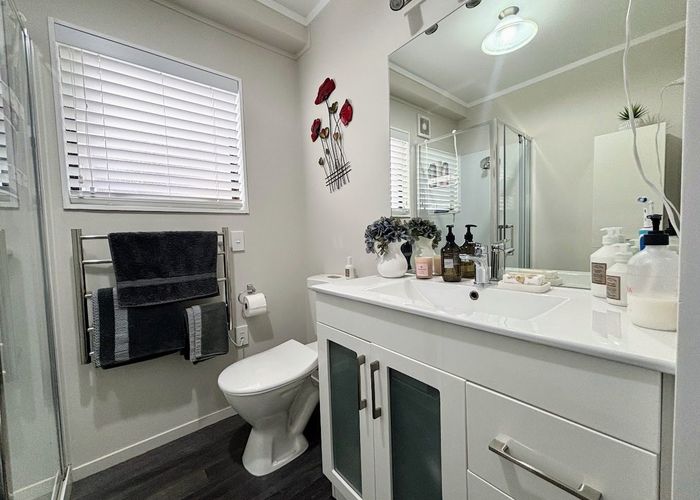 For rent 28 (flat) Cape Hill Road, Pukekohe, Franklin, Auckland