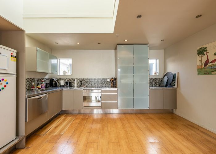  at 255/21 Left Bank, Te Aro, Wellington