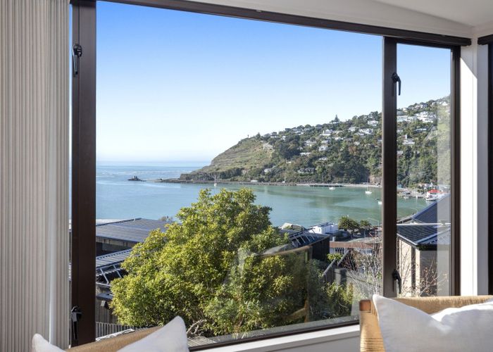  at 17 Moncks Spur Road, Redcliffs, Christchurch City, Canterbury