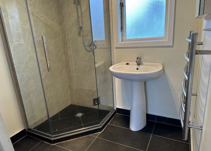  at 13 Moor Ave, Te Atatu Peninsula, Waitakere City, Auckland